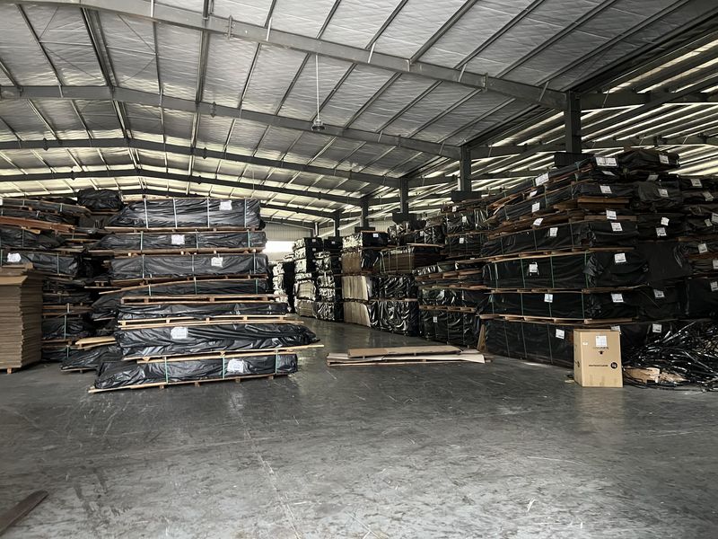 Dongguan Lingfeng Wood Industry Co., Ltd. خط إنتاج المصنع